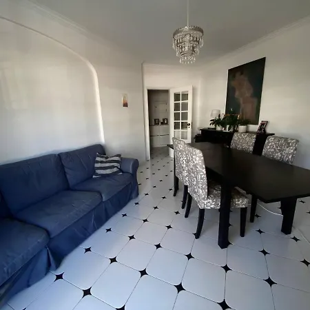 Guest house Hill - Parede